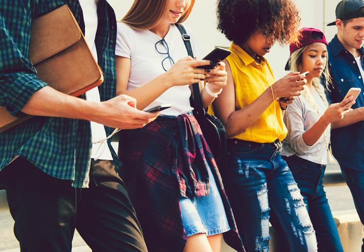 GEN Z: DIGITALI INTEGRALI